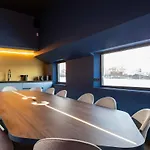 Bateau-hôtel Cyberdeck For Big Groups