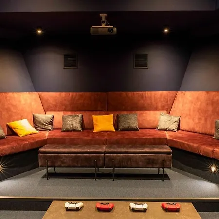 Cyberdeck For Big Groups *