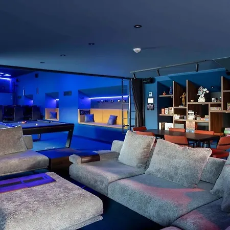 Cyberdeck For Big Groups 보트호텔 헨트