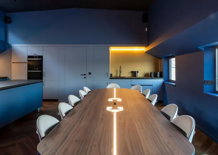 보트호텔 Cyberdeck For Big Groups *